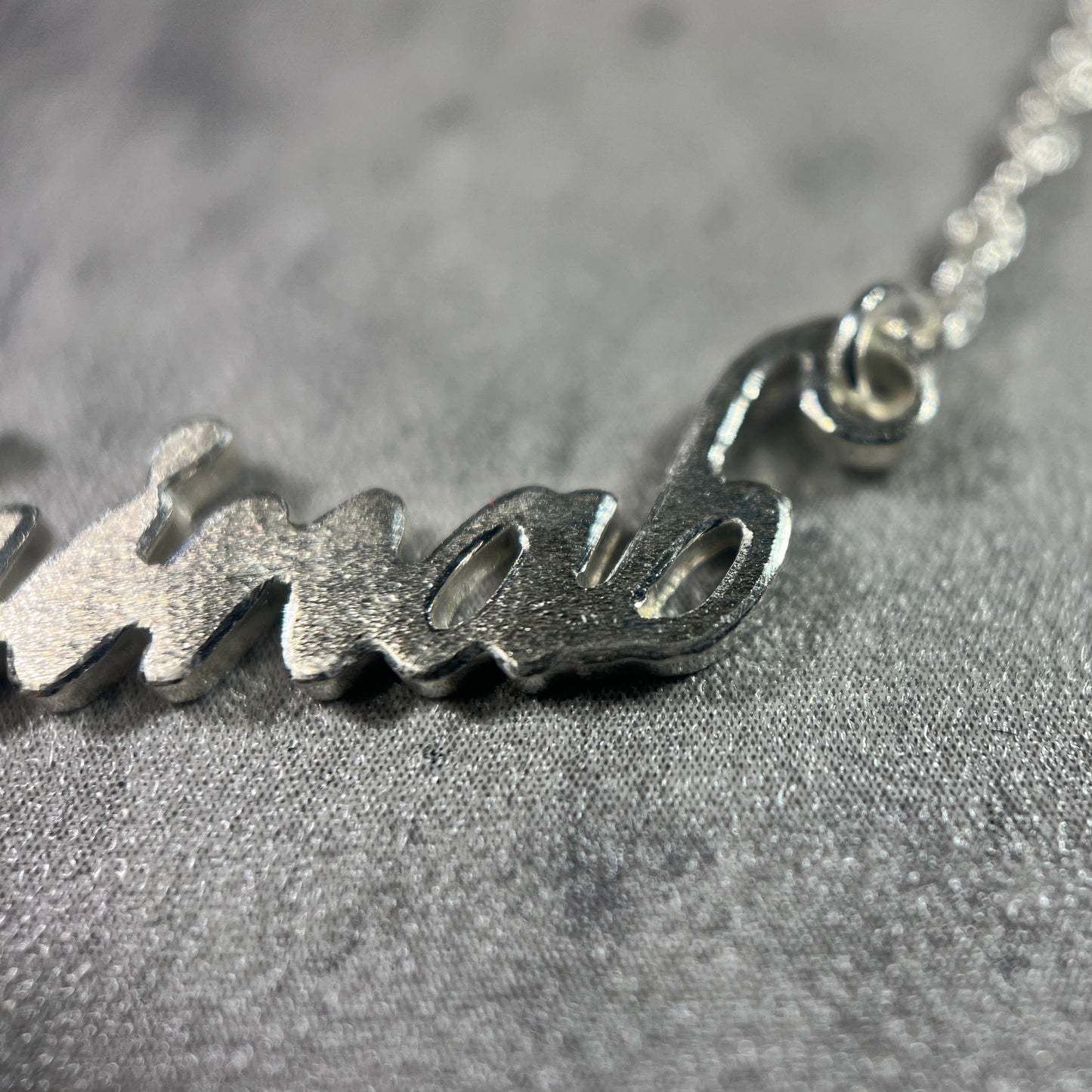 Silver Custom Nameplate Necklace –