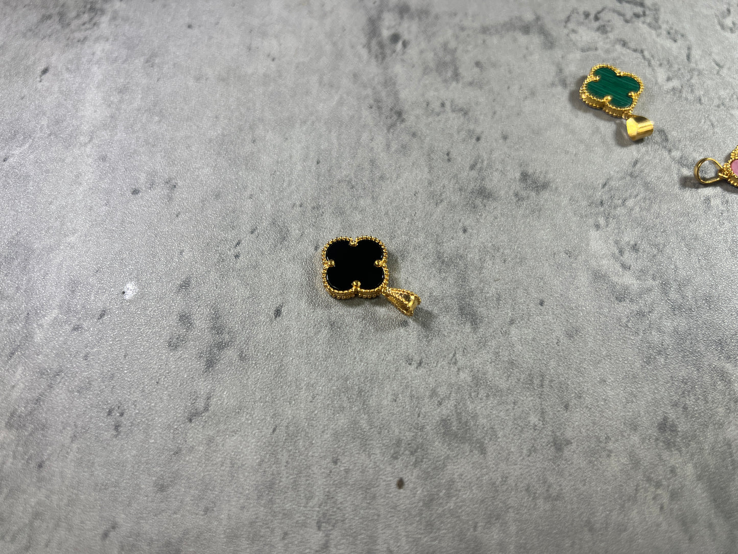 Black Clover Pendant - 22ct Yellow Gold