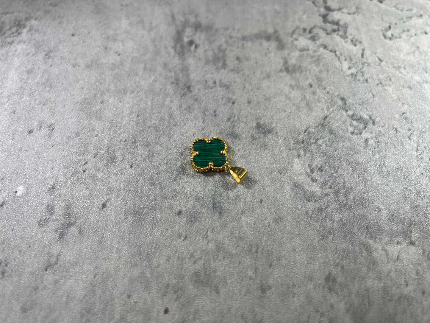 Green Clover Pendant - 22ct Yellow Gold